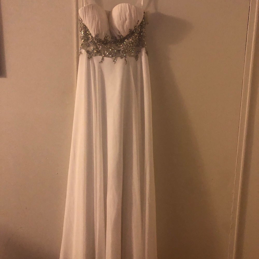 Prom/gown dress
